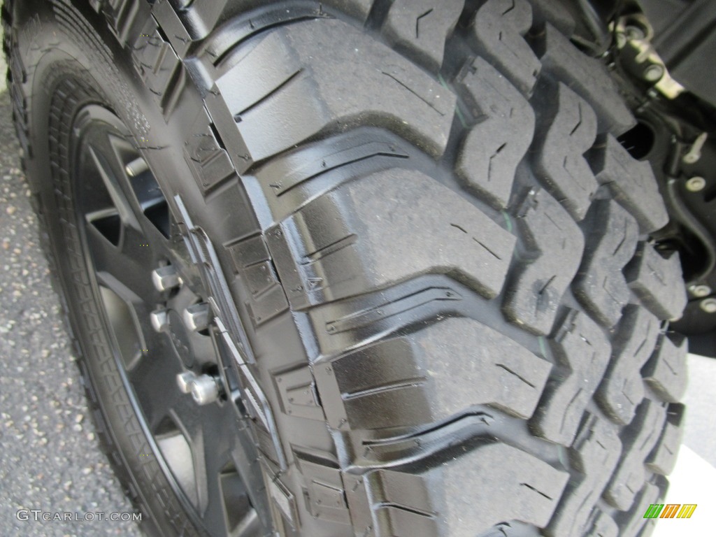 2020 Gladiator Mojave 4x4 - Hydro Blue Pearl / Black photo #9