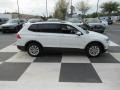 Pure White - Tiguan S Photo No. 3