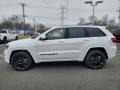 Bright White - Grand Cherokee Laredo X 4x4 Photo No. 4