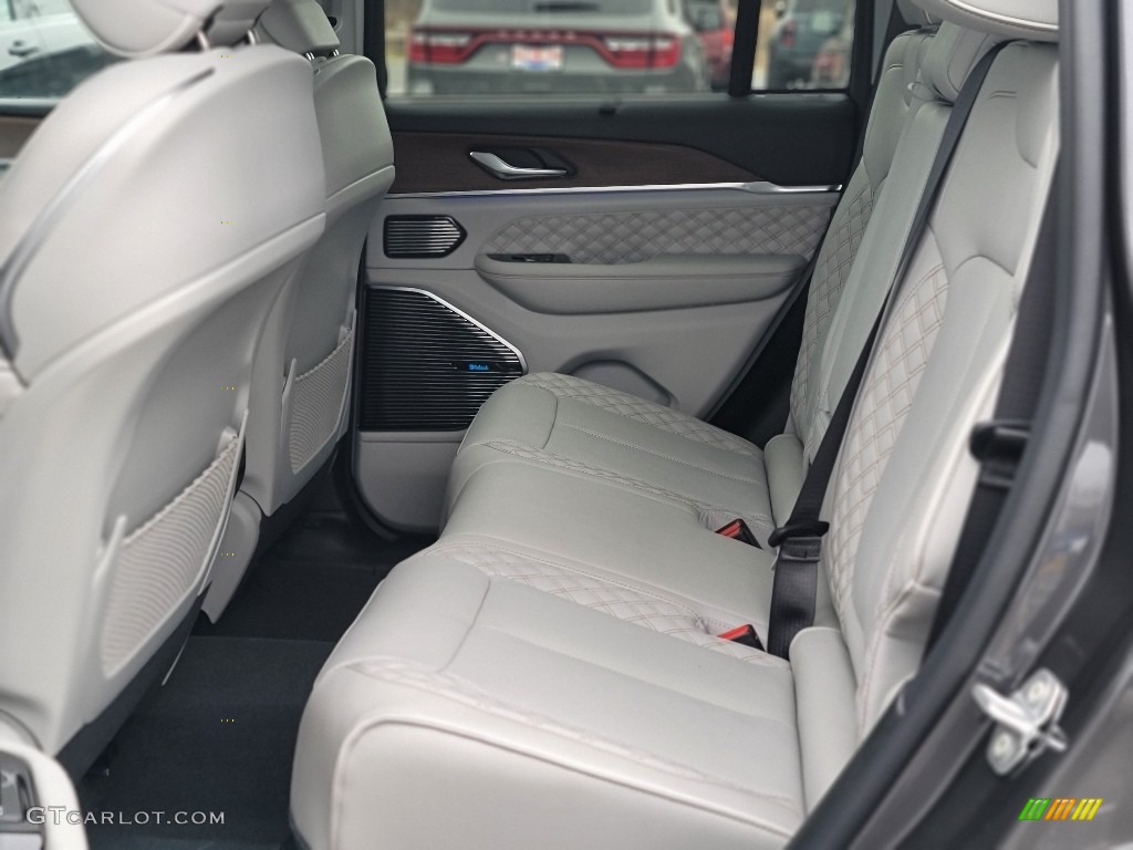 Global Black/Steel Gray Interior 2022 Jeep Grand Cherokee Summit 4x4 Photo #143960030