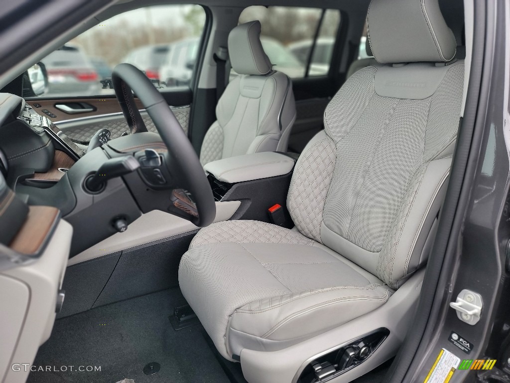 Global Black/Steel Gray Interior 2022 Jeep Grand Cherokee Summit 4x4 Photo #143960108