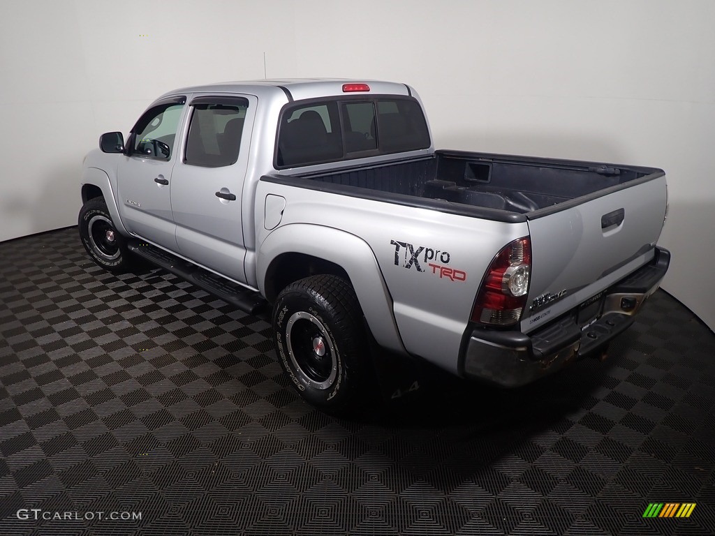 2011 Tacoma V6 TRD Double Cab 4x4 - Silver Streak Mica / Graphite Gray photo #11