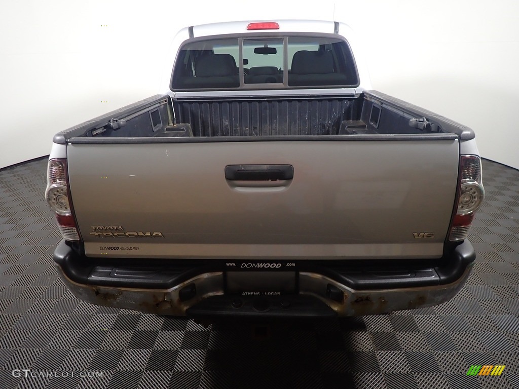 2011 Tacoma V6 TRD Double Cab 4x4 - Silver Streak Mica / Graphite Gray photo #12