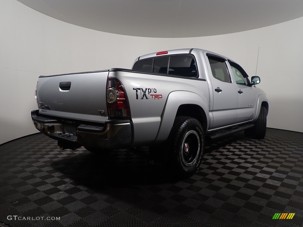 2011 Tacoma V6 TRD Double Cab 4x4 - Silver Streak Mica / Graphite Gray photo #14