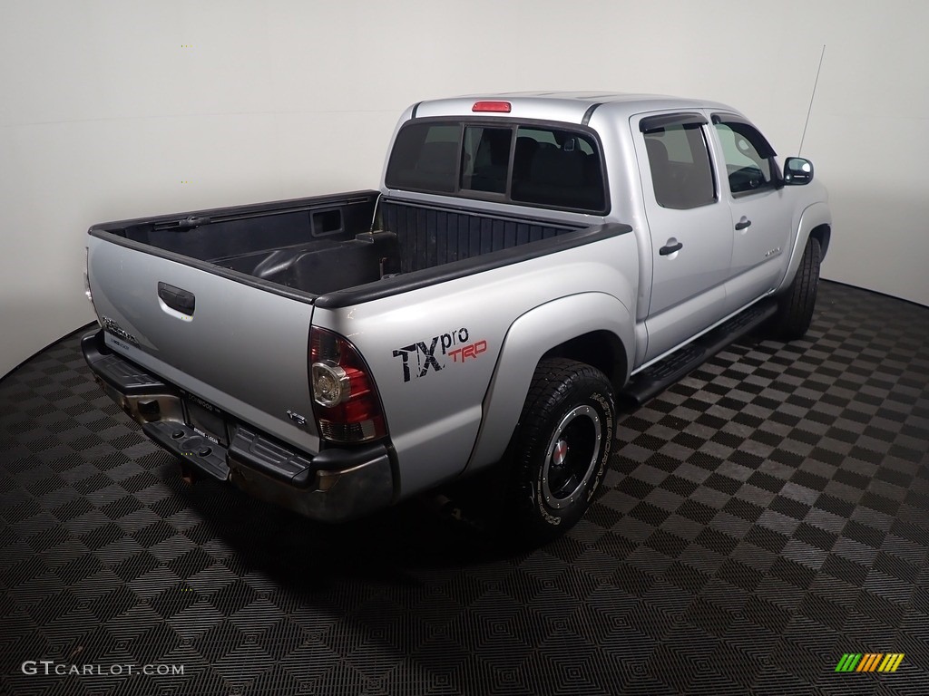 2011 Tacoma V6 TRD Double Cab 4x4 - Silver Streak Mica / Graphite Gray photo #15
