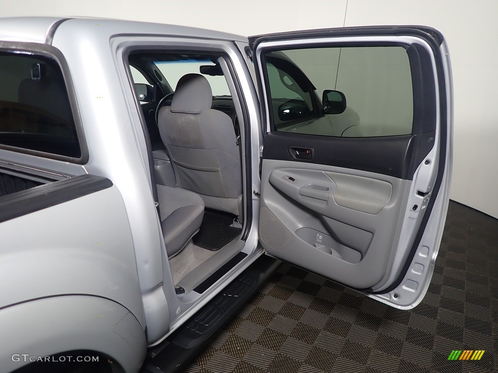 2011 Tacoma V6 TRD Double Cab 4x4 - Silver Streak Mica / Graphite Gray photo #34