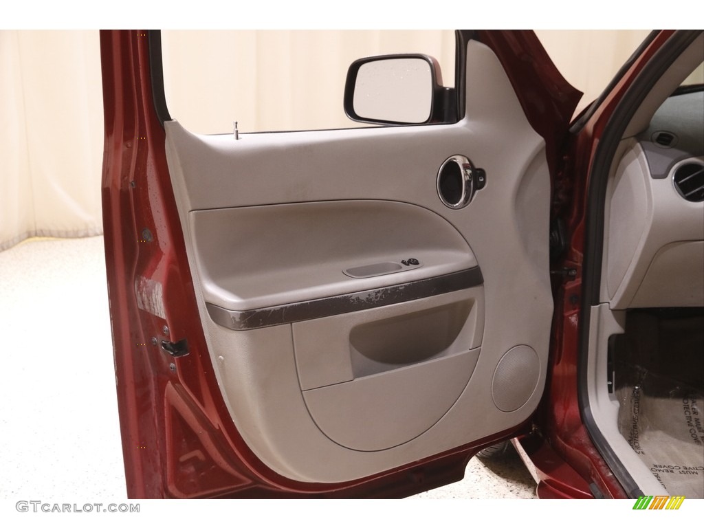 2008 HHR LT - Victory Red / Ebony Black photo #4