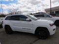 Bright White - Grand Cherokee Laredo X 4x4 Photo No. 4