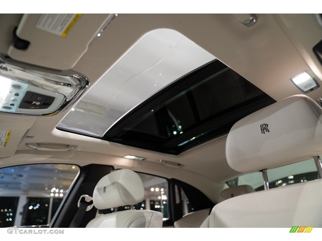 2017 Rolls-Royce Ghost Standard Ghost Model Sunroof Photo #143962640