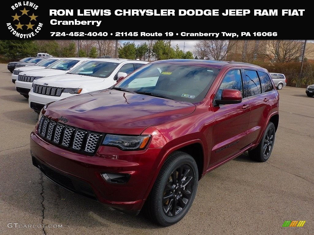 2022 Grand Cherokee Laredo X 4x4 - Velvet Red Pearl / Black photo #1