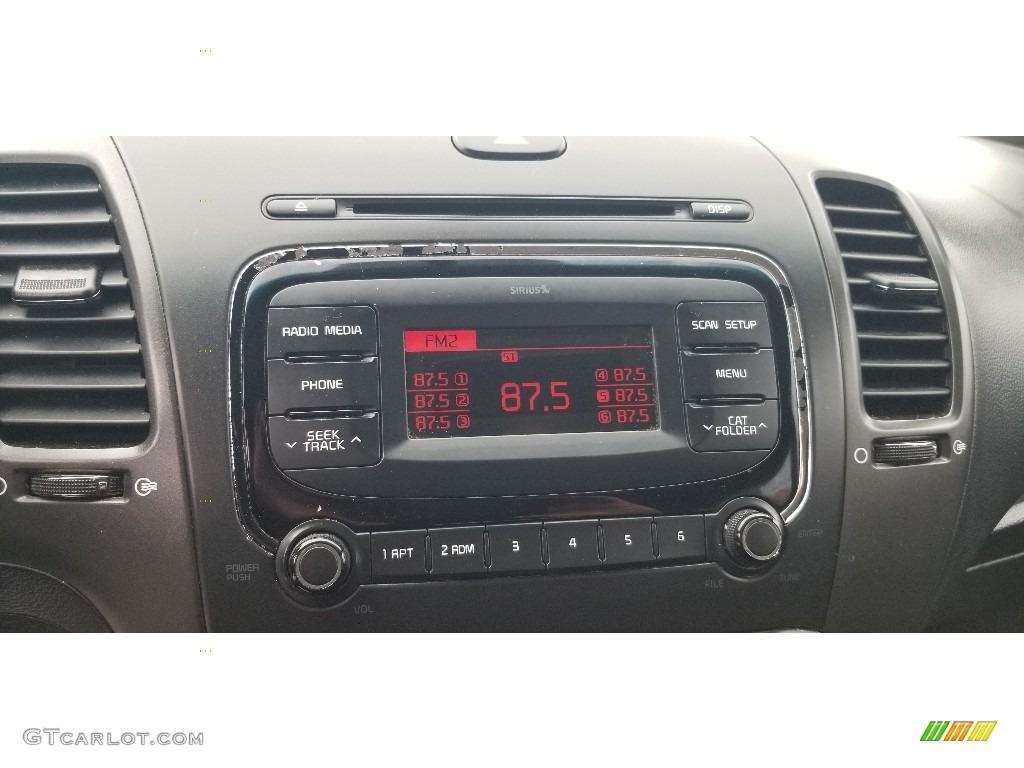 2017 Kia Forte5 LX Controls Photo #143962862