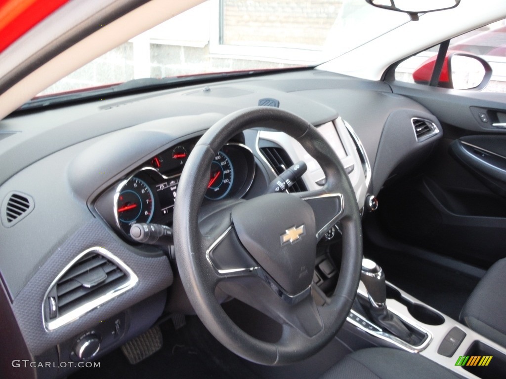 2017 Cruze LS - Red Hot / Jet Black photo #14