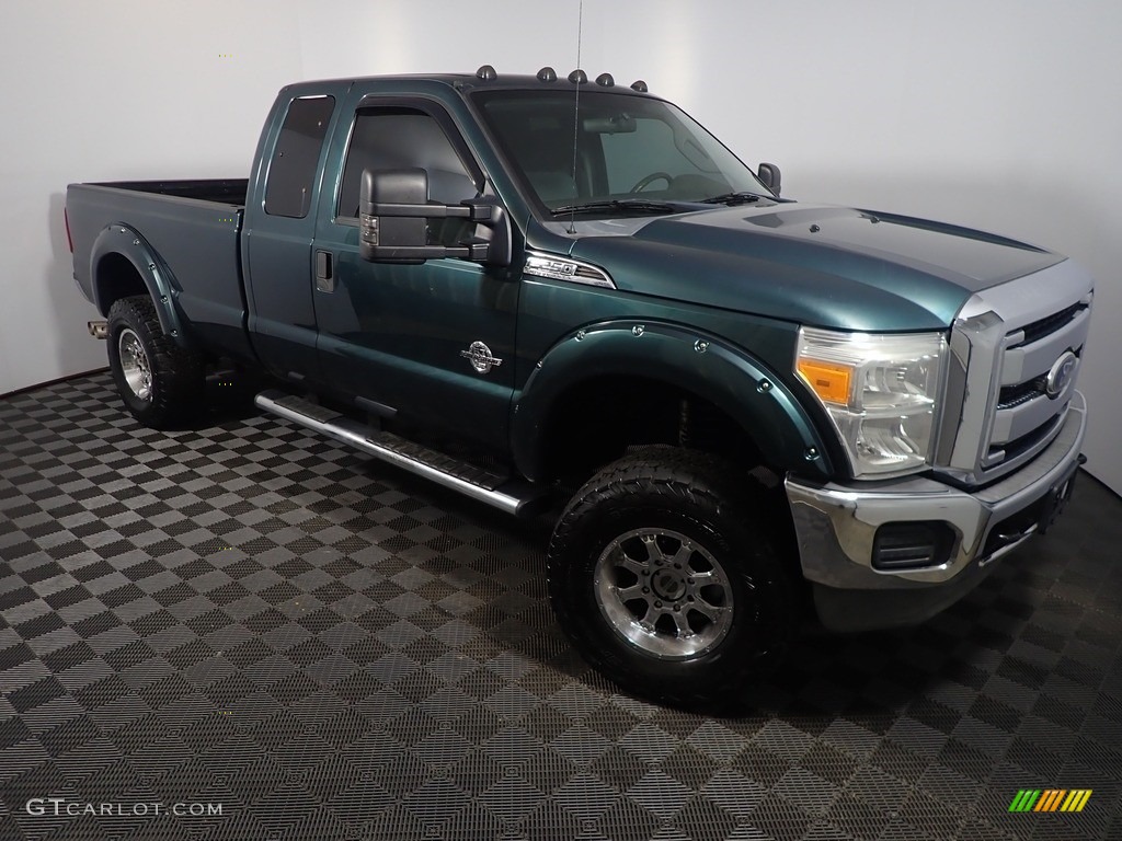 2011 F250 Super Duty XLT SuperCab 4x4 - Forest Green Metallic / Steel Gray photo #2