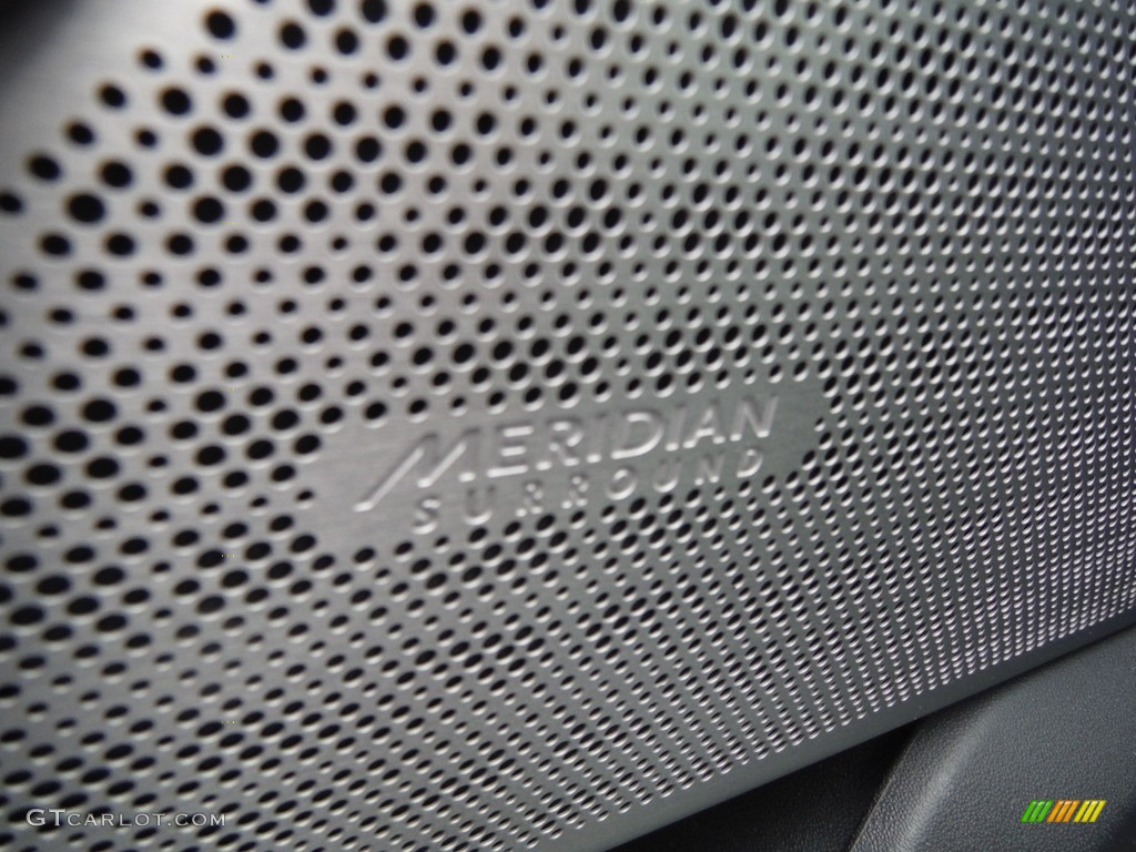 2018 Range Rover Velar R Dynamic HSE - Fuji White / Ebony photo #14