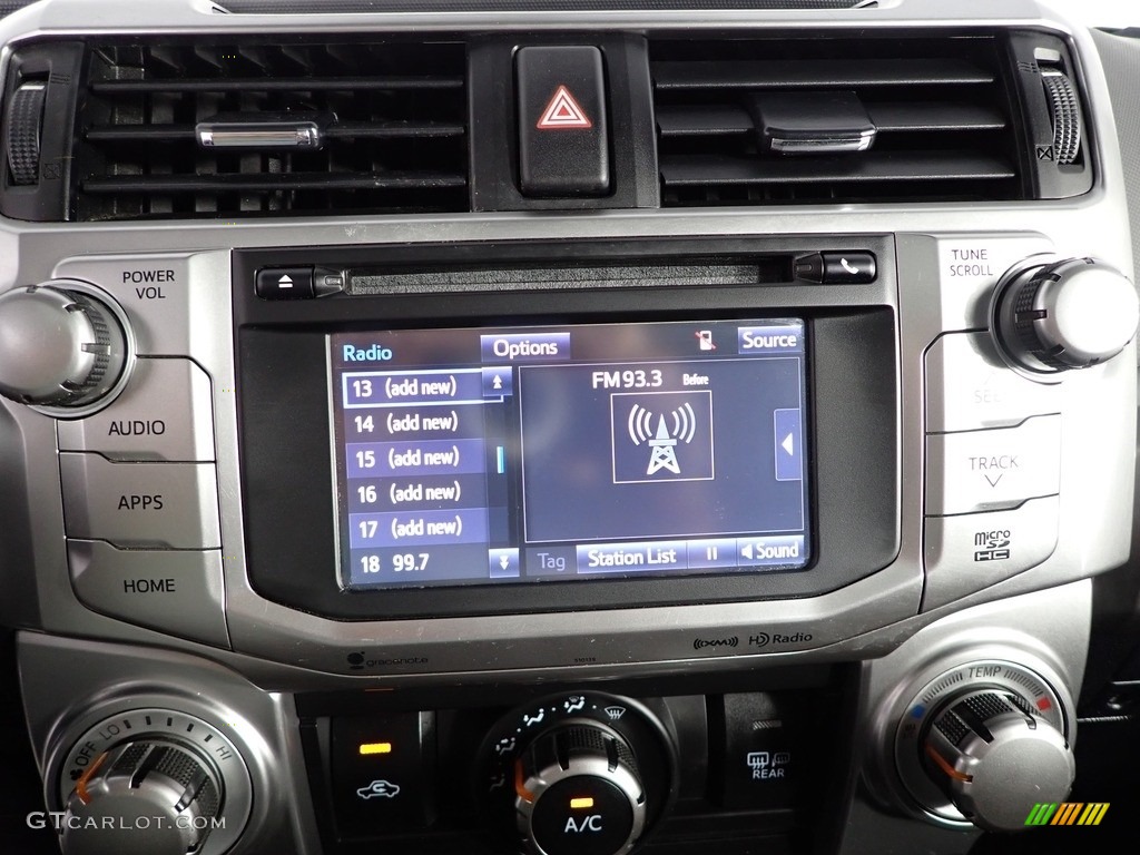 2018 4Runner SR5 4x4 - Classic Silver Metallic / Black photo #2