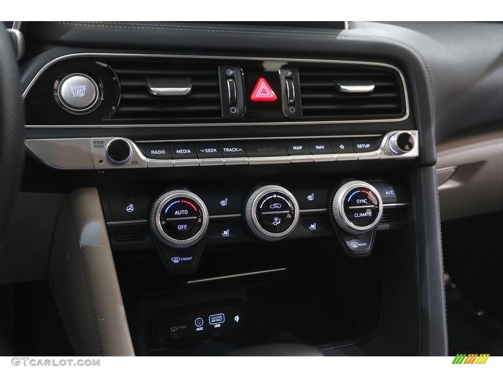 2019 Hyundai Genesis G70 AWD Controls Photo #143967188
