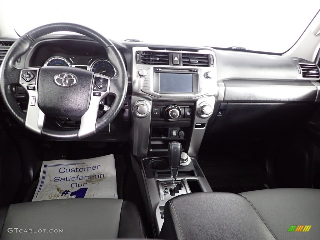 2018 4Runner SR5 4x4 - Classic Silver Metallic / Black photo #30