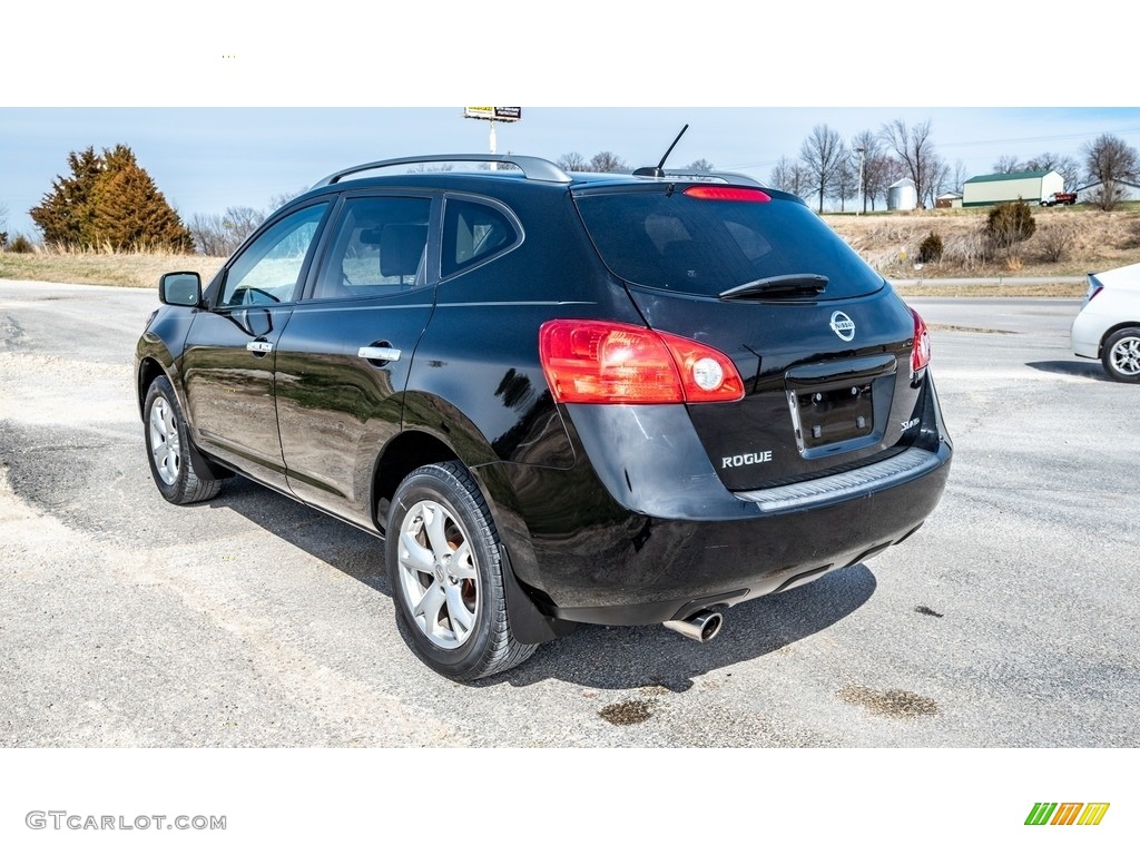 2010 Rogue S AWD - Wicked Black / Gray photo #6