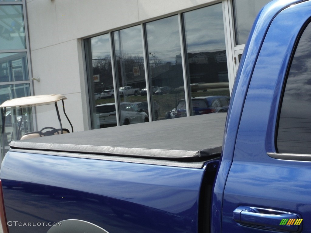 2017 1500 Rebel Crew Cab 4x4 - Blue Streak Pearl / Black photo #6