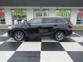 Midnight Black Metallic 2019 Toyota Highlander XLE