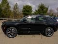  2022 Grand Cherokee Overland 4x4 Diamond Black Crystal Pearl