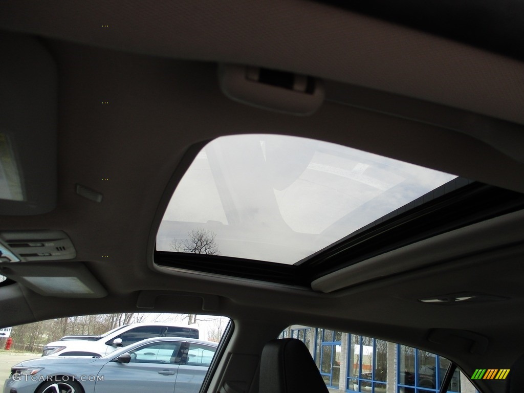 2019 Corolla XSE - Falcon Gray metallic / Black photo #31