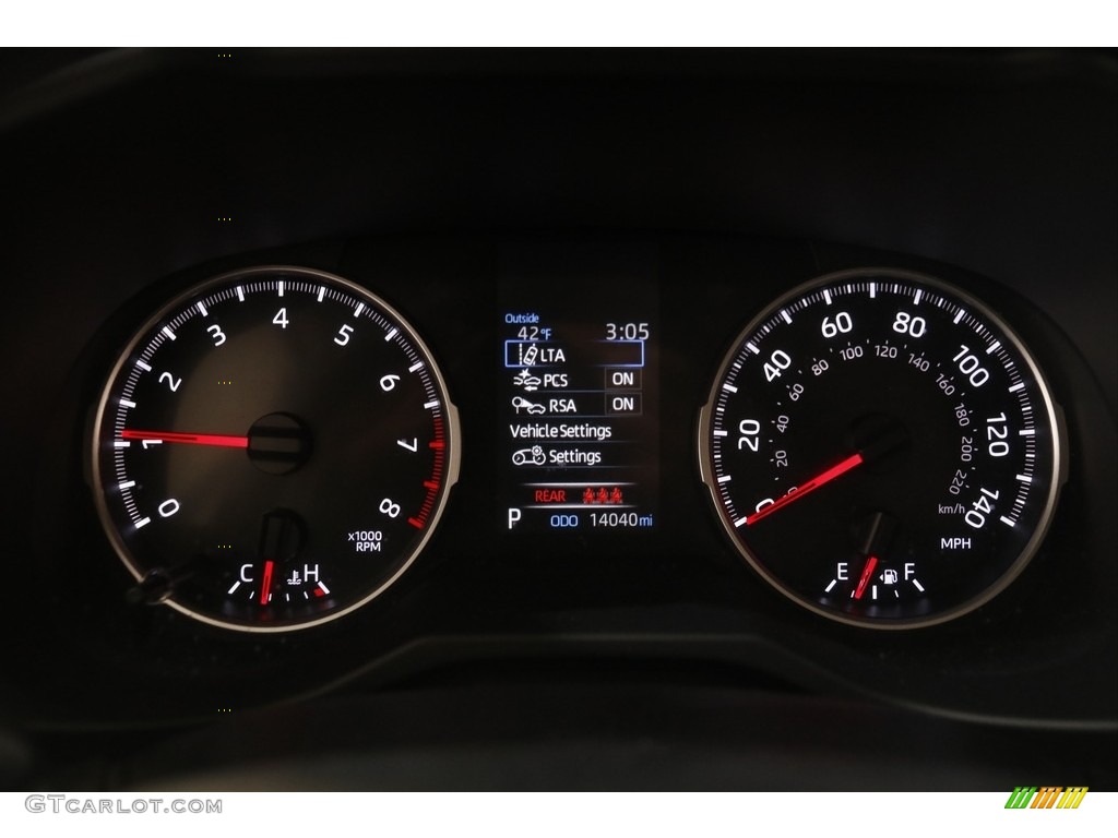 2019 RAV4 LE - Super White / Black photo #8