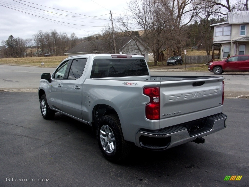 2022 Silverado 1500 LT Crew Cab 4x4 - Silver Ice Metallic / Jet Black photo #5