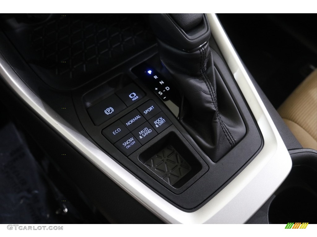 2019 RAV4 LE - Super White / Black photo #13