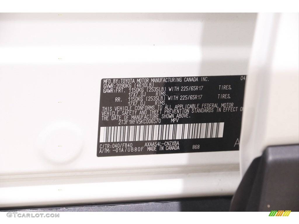 2019 RAV4 LE - Super White / Black photo #19