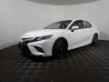 Super White - Camry SE Photo No. 8