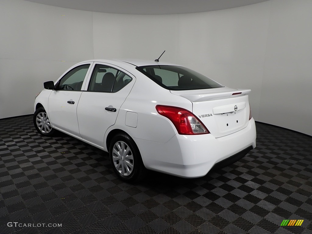 2019 Versa S Plus - Fresh Powder White / Charcoal photo #7