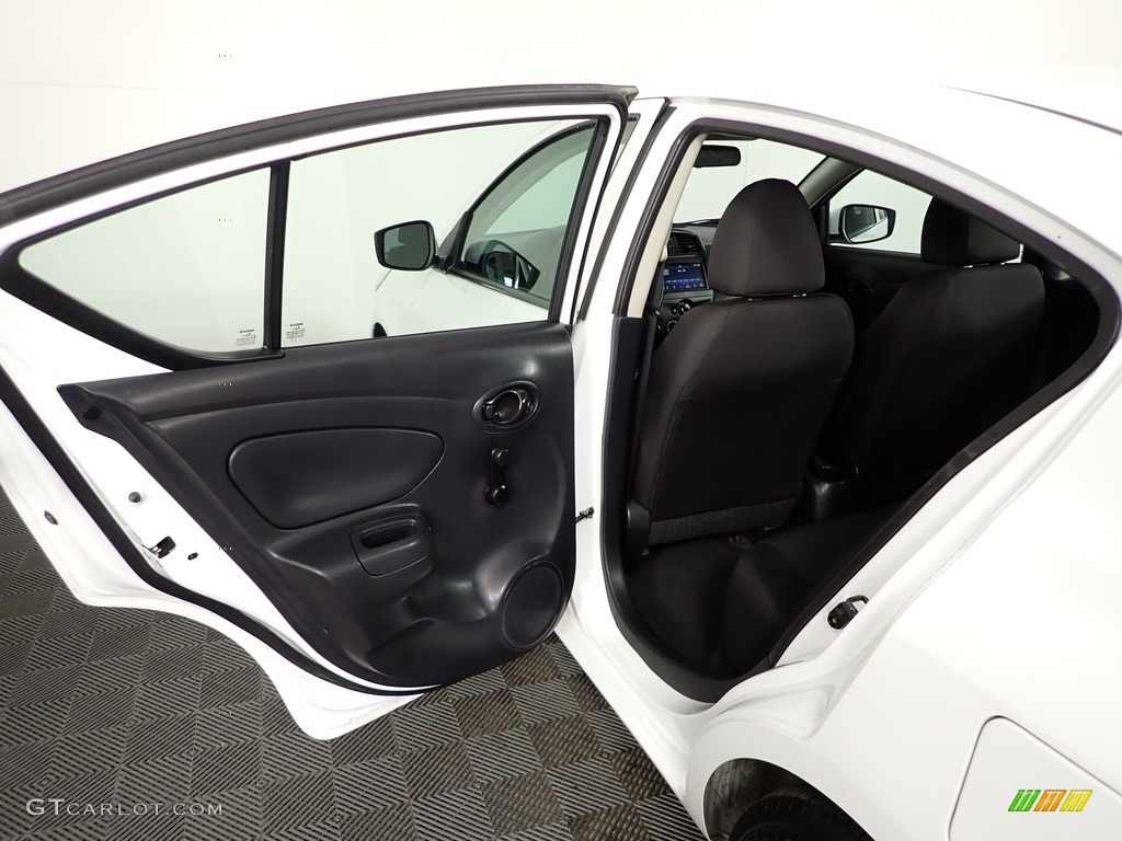 2019 Versa S Plus - Fresh Powder White / Charcoal photo #22