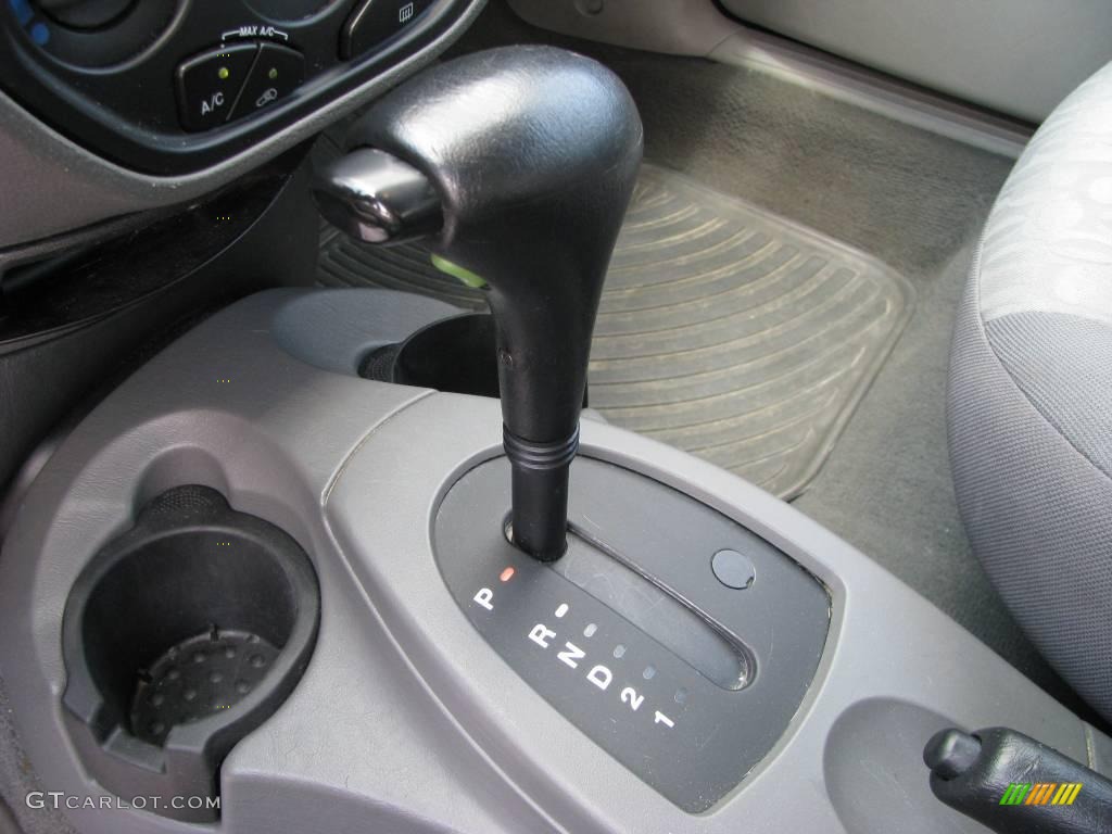2005 Focus ZXW SE Wagon - Liquid Grey Metallic / Dark Flint/Light Flint photo #10