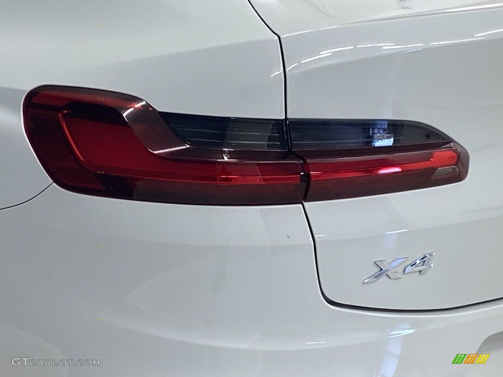 2021 X4 xDrive30i - Alpine White / Tacora Red photo #8