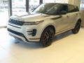 Front 3/4 View of 2022 Range Rover Evoque SE R-Dynamic