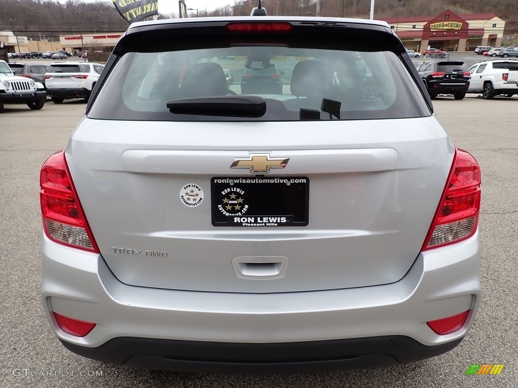 2020 Trax LS AWD - Silver Ice Metallic / Jet Black photo #4