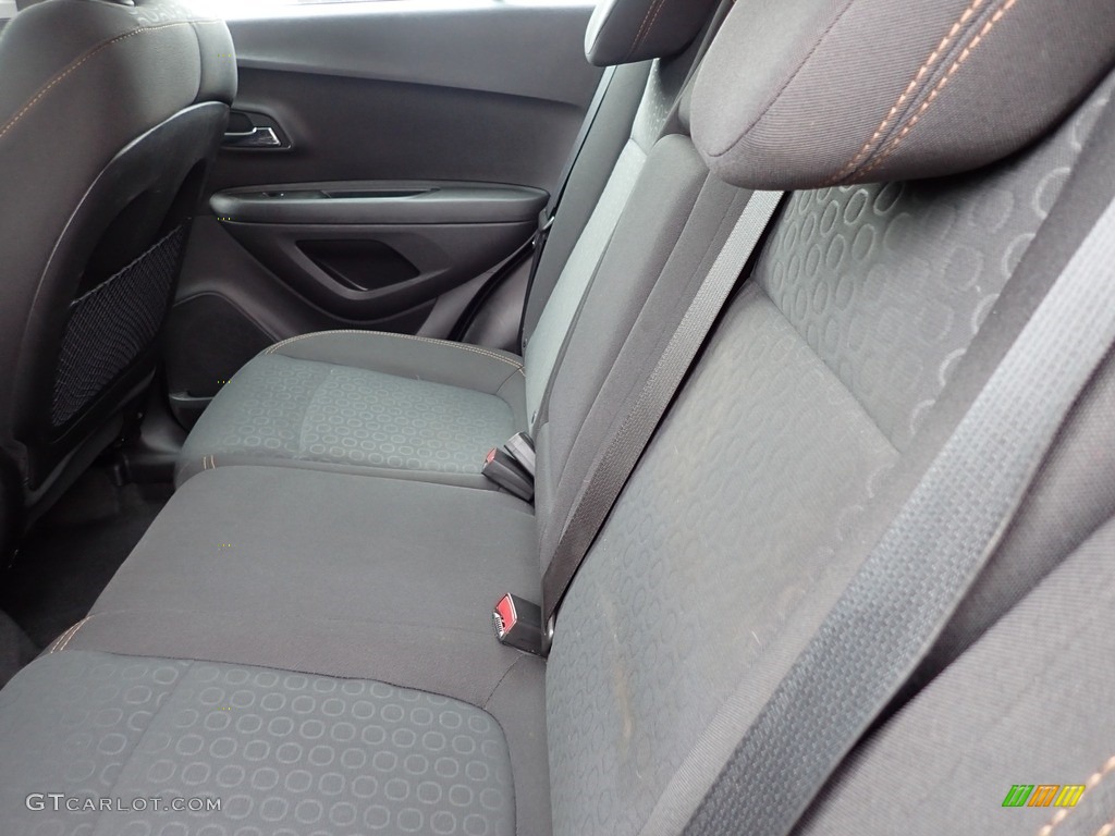 2020 Trax LS AWD - Silver Ice Metallic / Jet Black photo #12