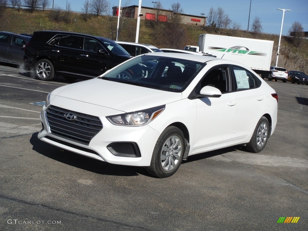 2019 Accent SE - Frost White Pearl / Black photo #5
