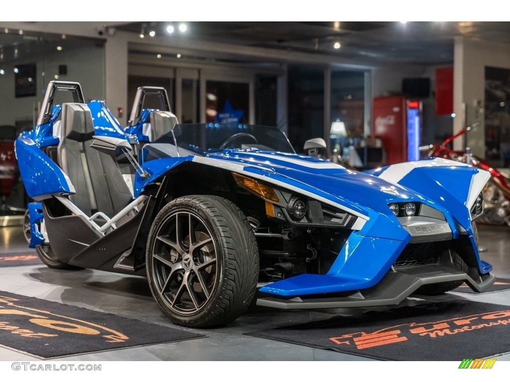 2016 Polaris Slingshot SL Exterior Photos