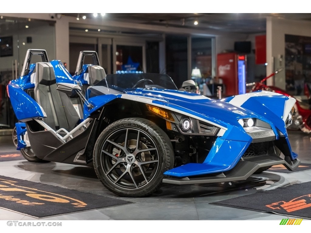 Blue Fire/White 2016 Polaris Slingshot SL Exterior Photo #143986659