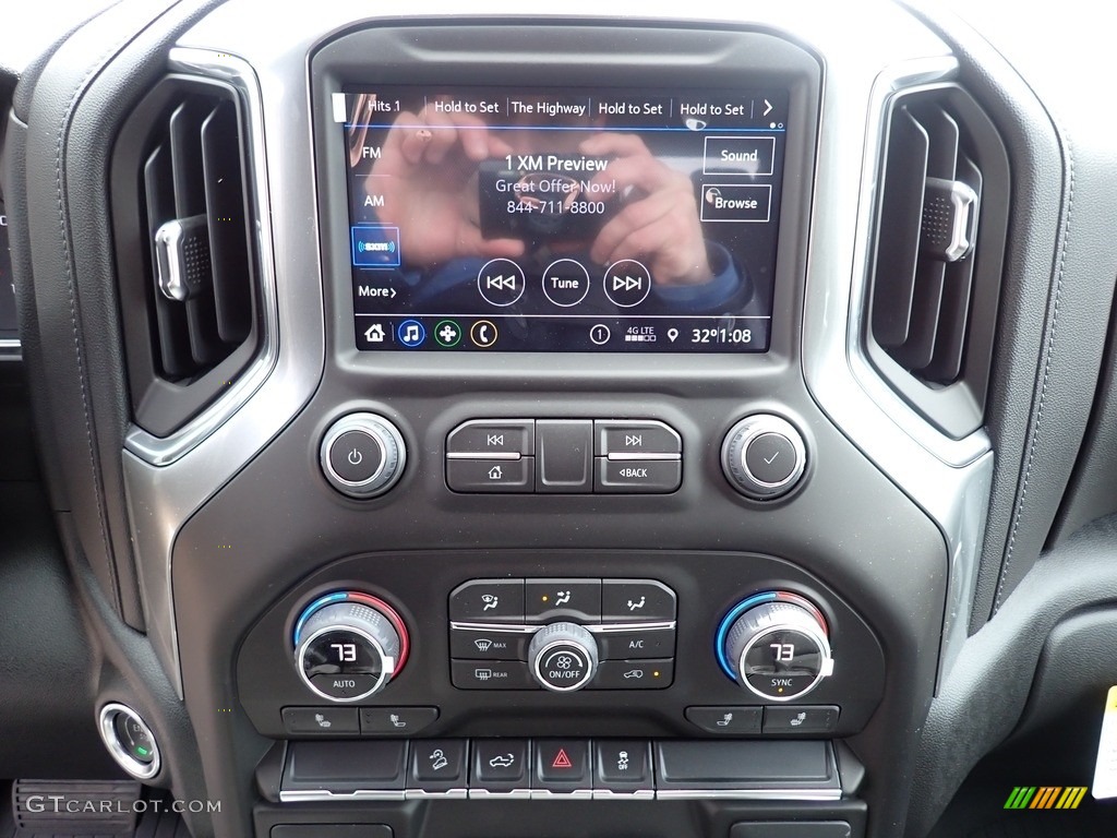 2022 Chevrolet Silverado 1500 Limited LT Trail Boss Crew Cab 4x4 Controls Photos