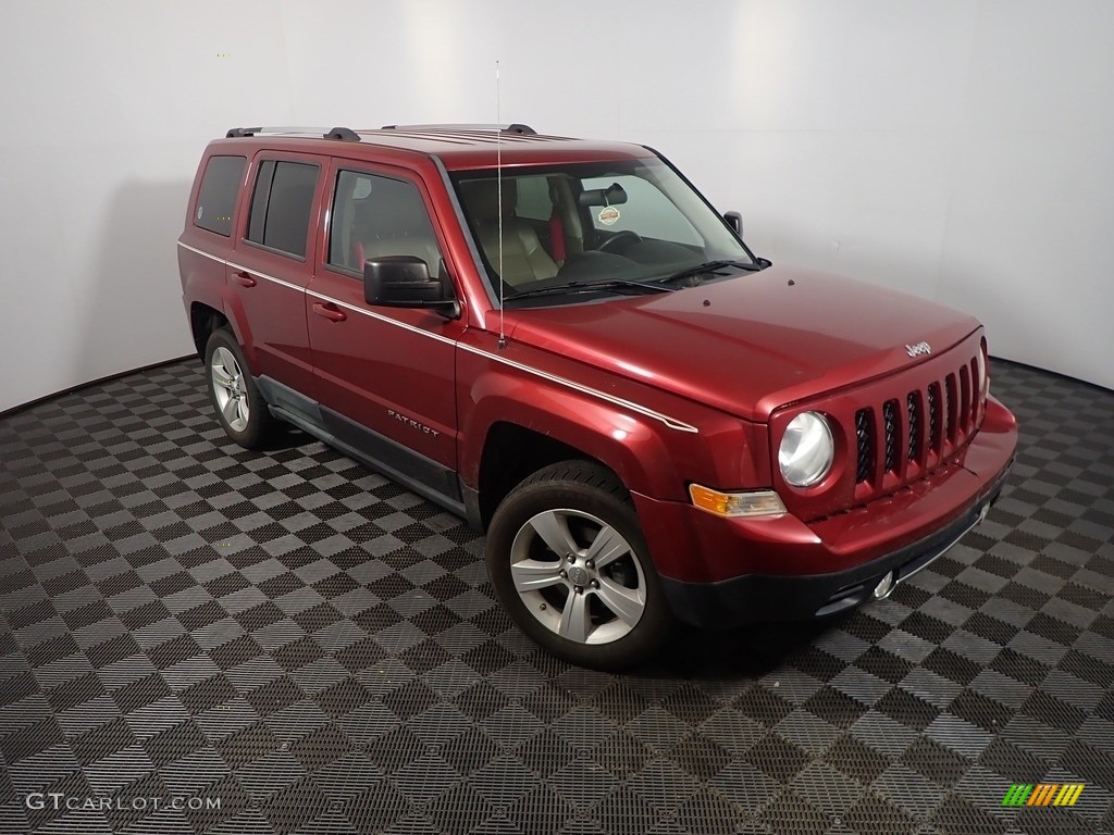 2011 Patriot Latitude X 4x4 - Deep Cherry Red Crystal Pearl / Dark Slate Gray/Light Pebble photo #2