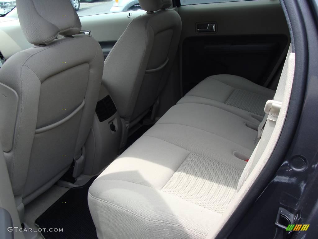 2007 Edge SE AWD - Carbon Metallic / Medium Light Stone photo #16