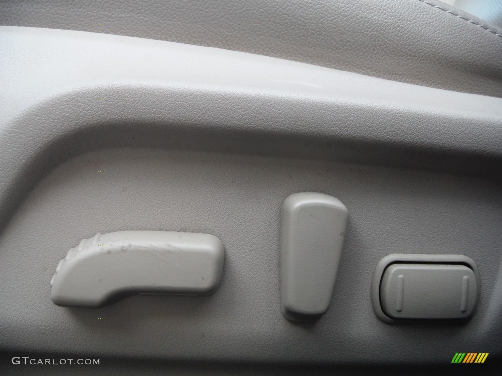 2015 Subaru Legacy 3.6R Limited Interior Color Photos