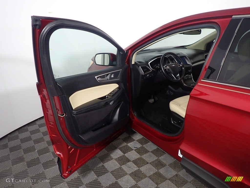 2019 Edge SEL AWD - Ruby Red / Dune photo #24