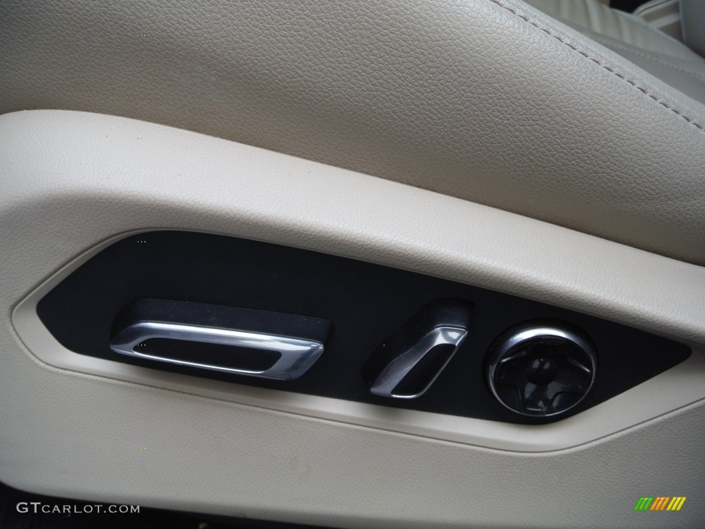 2019 RDX AWD - Performance Red Pearl / Parchment photo #16