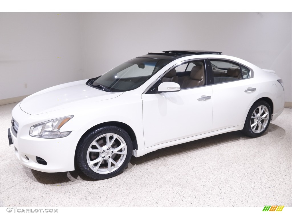 2012 Maxima 3.5 SV - Winter Frost White / Cafe Latte photo #3