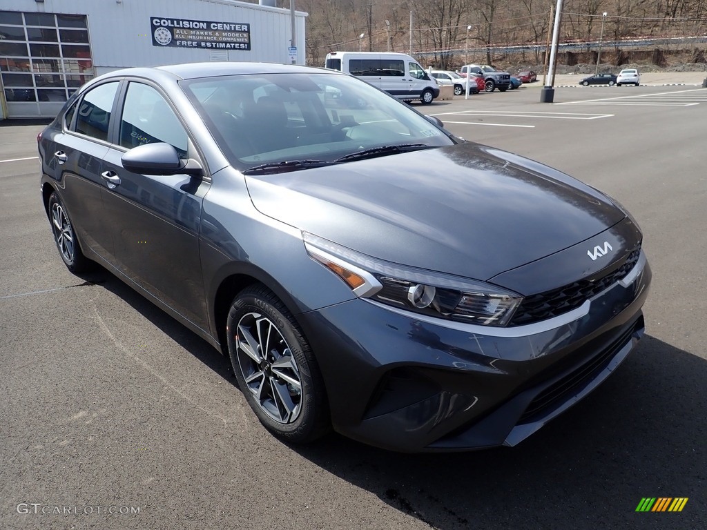2022 Kia Forte LXS Exterior Photos