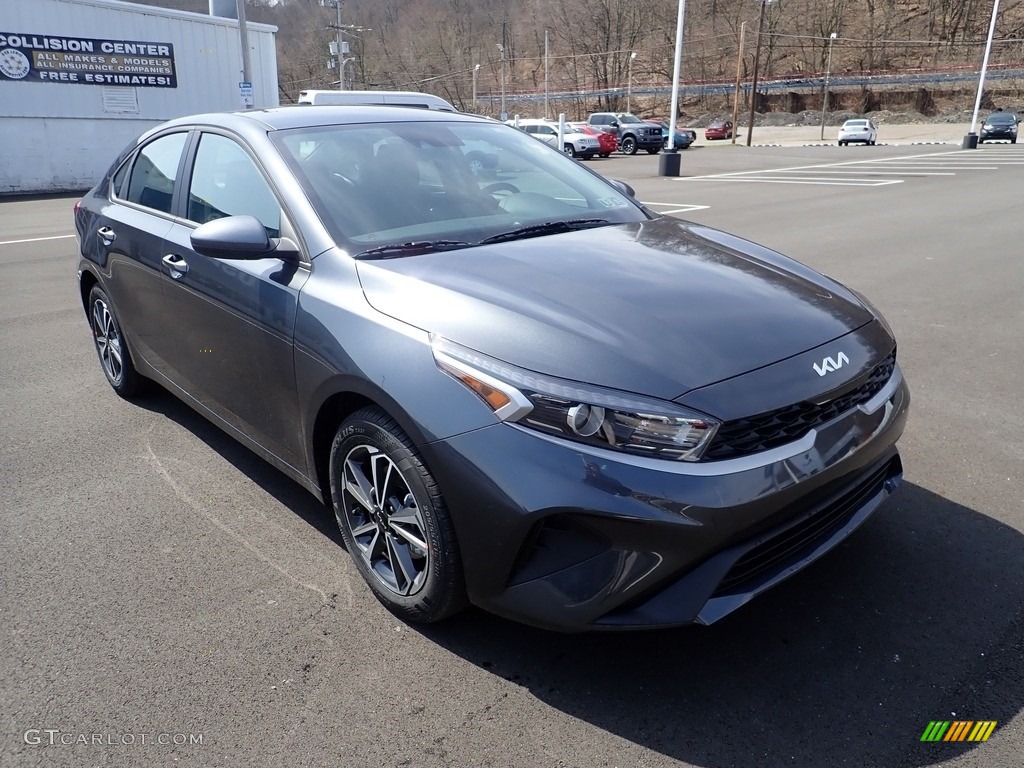 Gravity Gray 2022 Kia Forte LXS Exterior Photo #143996426
